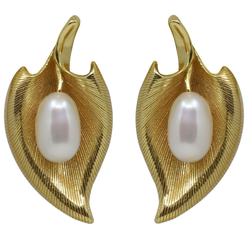 Niche Original Calla Lily Inlaid Artificial Pearl Earrings for Women Gold-Plated Vintage Exquisite Earrings Gift One Piece Dropshipping